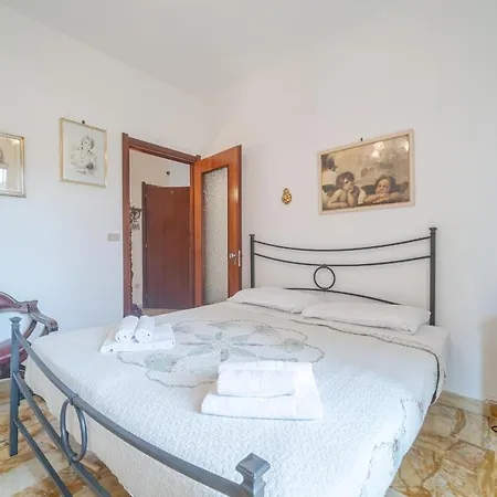 Guesthost - Rapallo Bellavista Vintage Flat